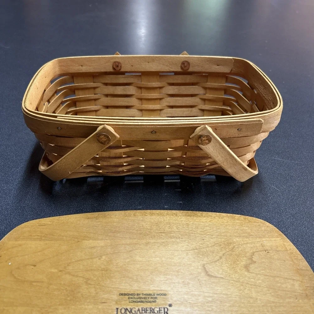 Longaberger Woven Memories Homestead Storage Basket Wood Handle 1999 Handpainted